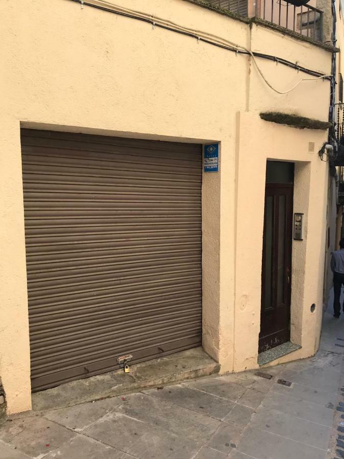Apt 2 Acollidor Al Centre Historic De Vic Aptgarbi Εξωτερικό φωτογραφία